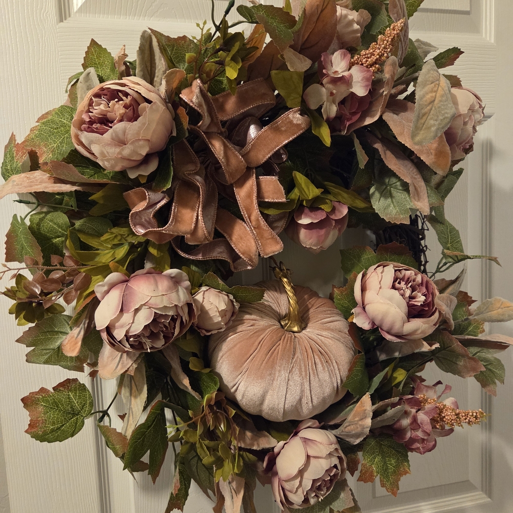 Elegant Floral Wreath with Pink Accents